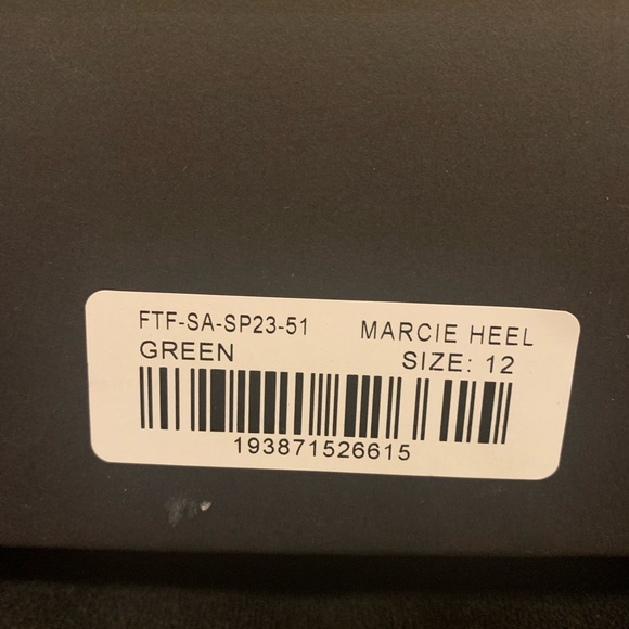 Shoes for a Cruise! - Picture 4 of 4